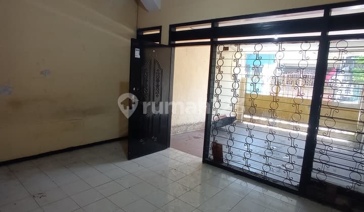 Disewakan Rumah Dikedungdoro,Selangkah ke Jl Arjuna