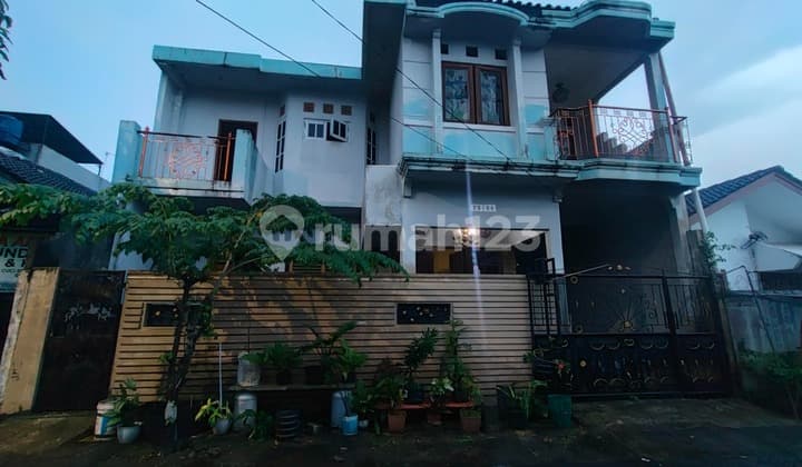 Rumah 2 Lantai Murah SHM di Pamulang Permai Benda Baru Tangsel Strategis Nyaman Harga di Bawah Pasaran