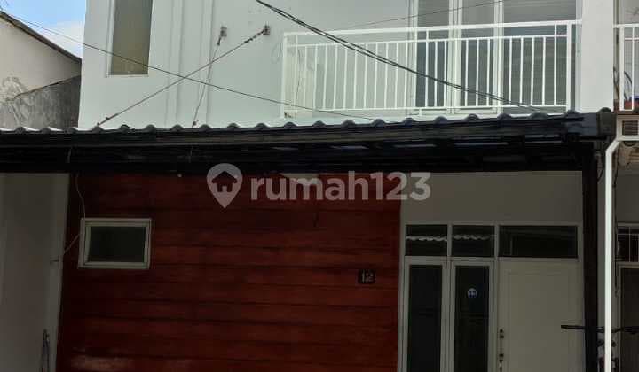 Rumah 2 Lantai SHM Murah Bintaro Tangerang Selatan Strategis Nyaman di Bawah Pasaran