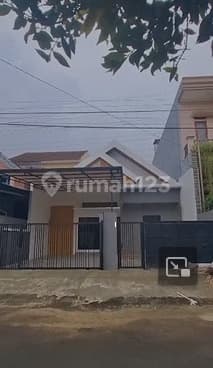 Bisa KPR, Rumah, SHM, Siap Huni di Taman Harapan Baru Bekasi(Knt)