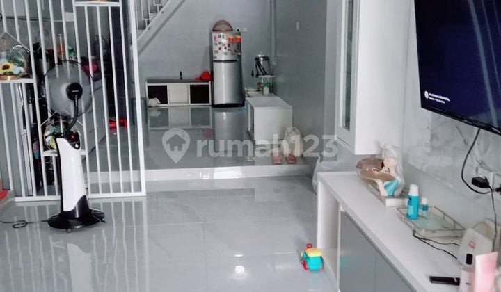Dijual Cepat Rumah Dalam Cluster di Victoria Village