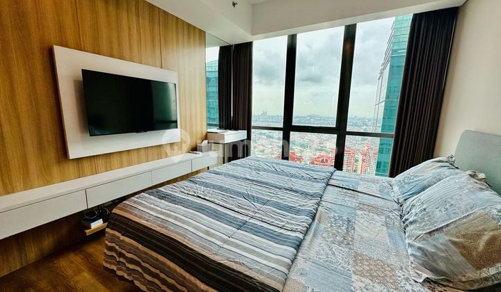 Apartemen Holland Village Lantai 52 - View City & Sea
