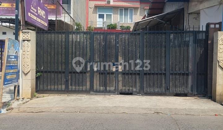 Lelang Cash Only Rumah cocok untuk tempat usaha Bintaro