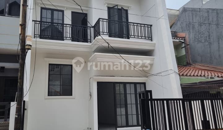 Dijual Rumah Baru Taman Ratu Gaya Minimalis