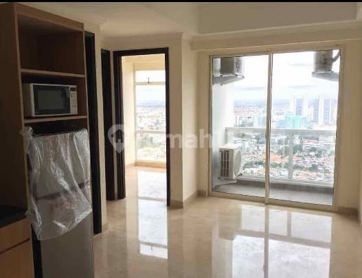 Dijual Menteng Park Apartment 2BR . Middle Up floor.