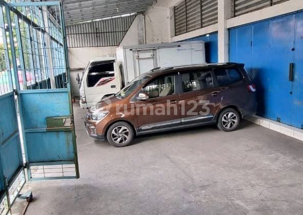 Toko/gudang Lokasi Strategis Bibis Tama Tandes Surabaya