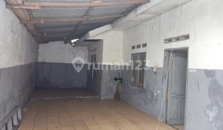 House Under 800 Million in Mojosari Mojokerto Freehold Title
