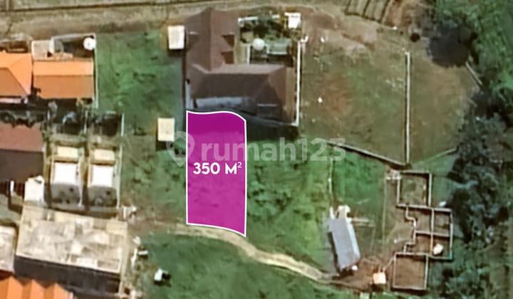 Small Plot Land Located In Strategic Area Perfect For Premium Villa For Lease In Seseh