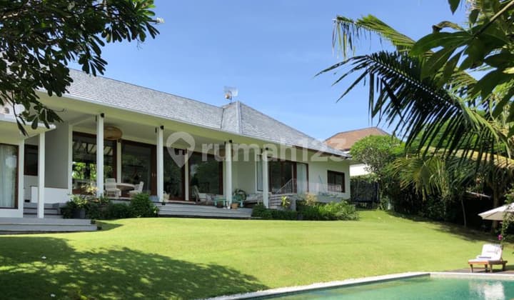 Spacious Estate In Strategic Area Of Berawa