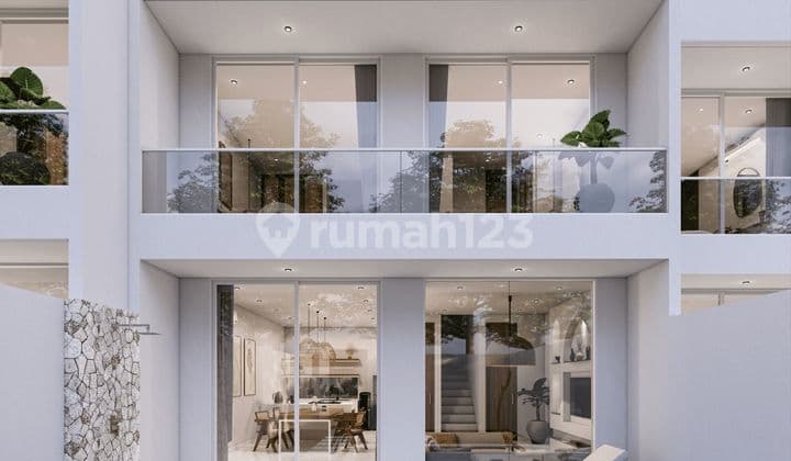 Ocean-View Villa with Spacious Garden - Prime Investment in Ungasan, Bali