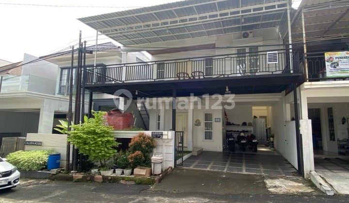 Rumah Bagus Istimewa 5 KT & 5Km Area Tembalang