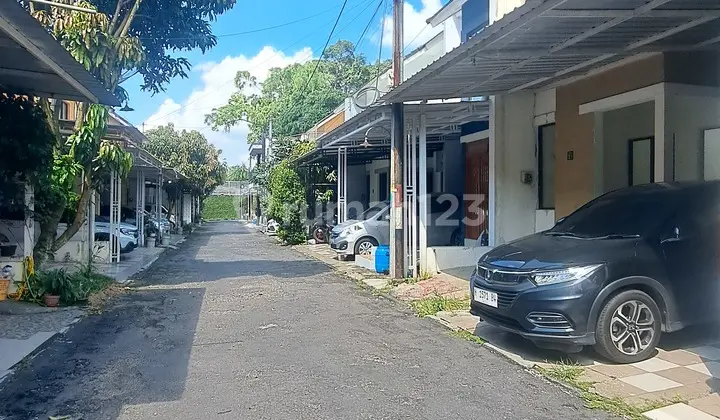 Affordable House in a Prestigious Housing Complex in Salatiga