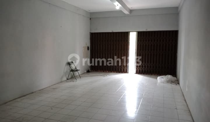 Ruko Area Ramai Cocok Buat.segala.usaha. di Taman Kopo Indah