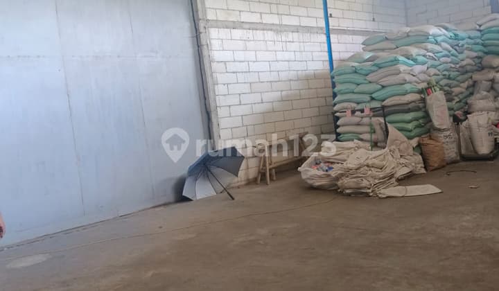 Ready to Occupy Well-Maintained Warehouse Wing Taman Kopo Indah 500@