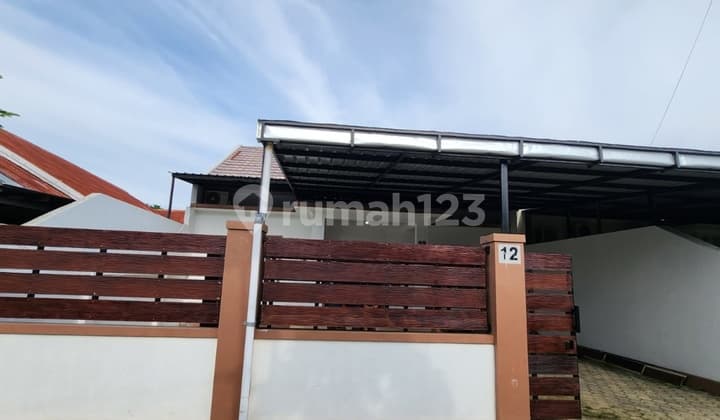 DI SEWAKAN RUMAH MURAH LOKASI STRATEGIS 5 MENIT DARI LIPPO MALL KOTA KUPANG NTT