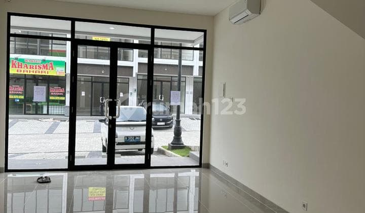 Ruko Siap Pakai Semi Furnished dengan 2 Unit AC di Gading Serpong