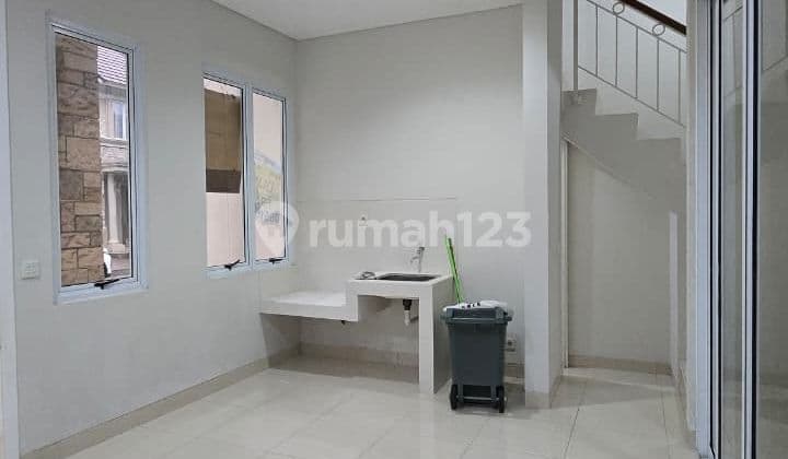 Rumah 2 Lantai SHM Turun Harga Siap Huni di Gading Serpong