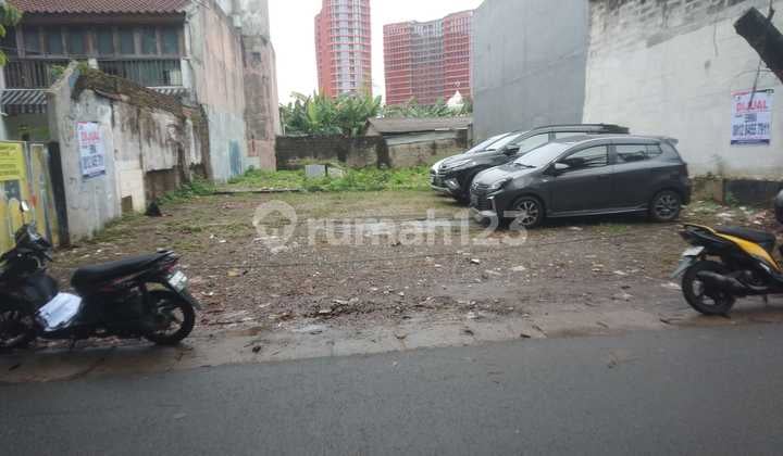 Tanah Pinggir Jalan Utama Lokasi Super Strategis di Lebak Bulus