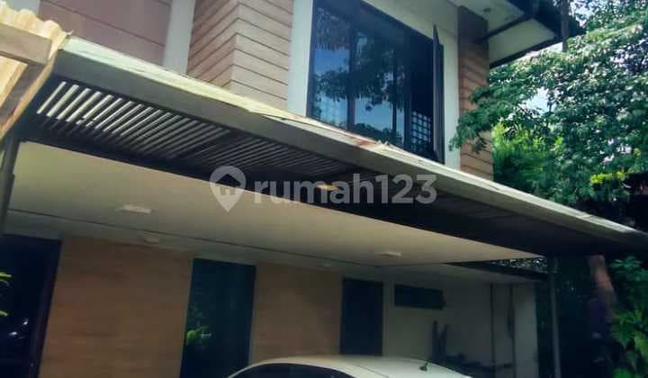 Rumah Siap Huni Fully Furnished 2 Lantai di Bintaro Sektor 9