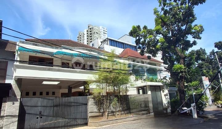 Rumah Mewah, Nyaman dan Strategis di Gandaria Jaksel