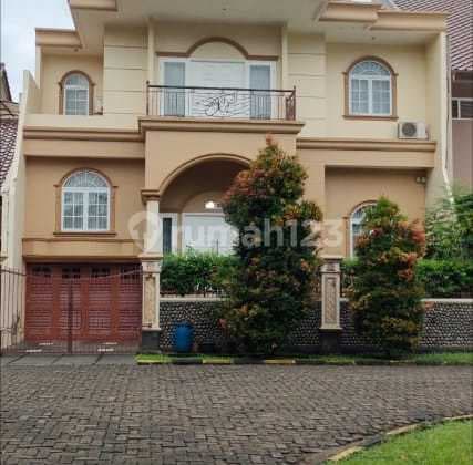 Beautiful House, Strategic Location, Ready to Occupy in Puspita Loka BSD