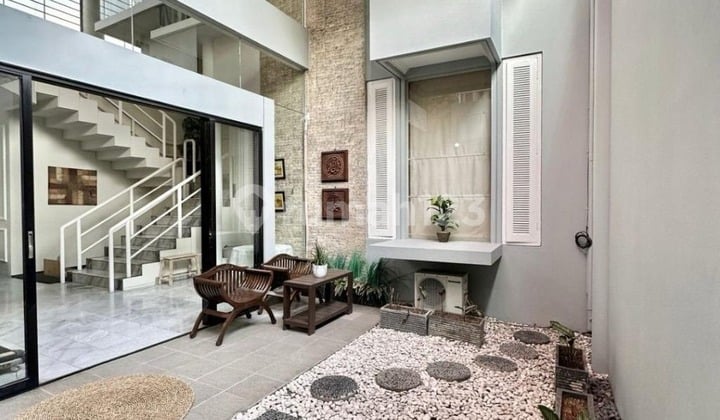 Rumah Baru Bagus Siap Huni Dekat Pondok Indah Mall Jakarta Selatan