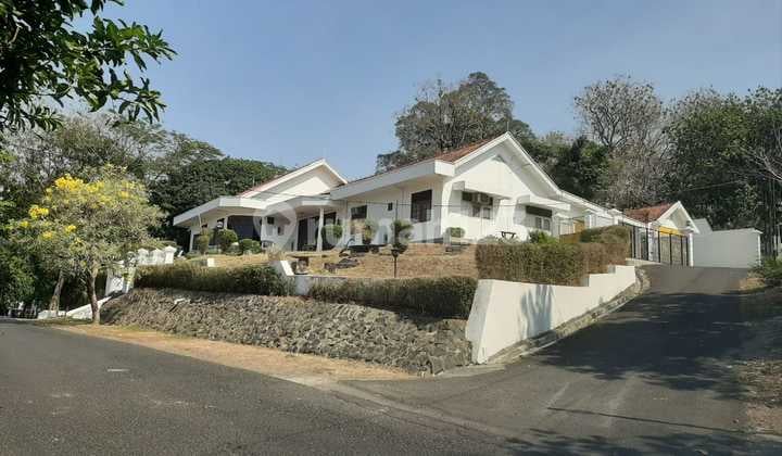 Rumah Hitung Tanah Lokasi Strategis di Candi Baru Kota Semarang