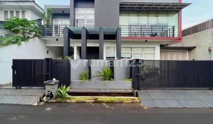 Rumah Bagus 2 Lantai, Siap Huni Dekat Stasiun Jurang Mangu Bintaro
