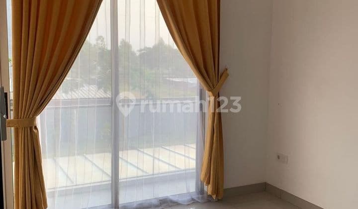 Disewakan Rumah Ukuran 6x10 M2 Di Pik 2, Ada Ac Dan Gorden