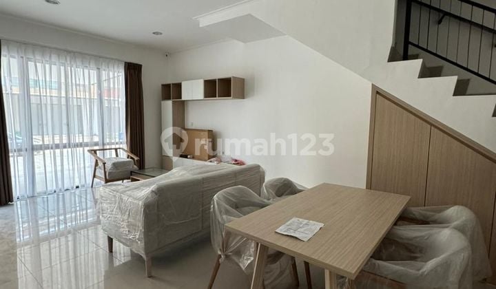 Disewa Rumah 8x12,5 M2 Di Pik 2 Milenial - Rumah Baru, Interior Bagus, Siap Huni, Fully Furnished