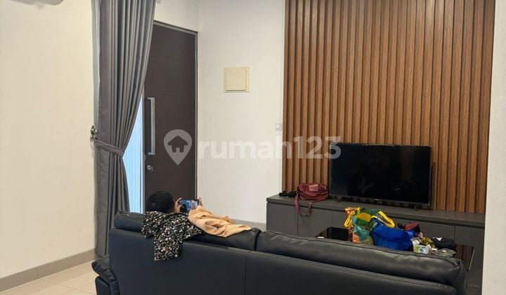 Disewakan Rumah Cantik, Full Furnished, Siap Huni Di Pik 2