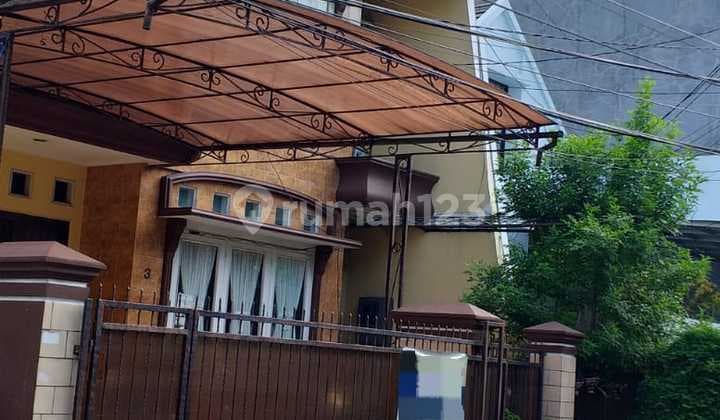 Turun Harga Rumah 3 Lantai Full Furnish Siap Huni Strategis Dekat Mal Kelapa Gading