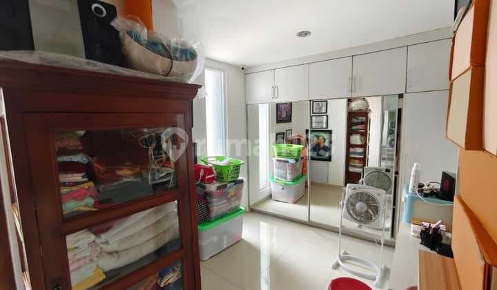 Dijual Rumah Cantik di Raffles Hills Cibubur Cimanggis Depok
