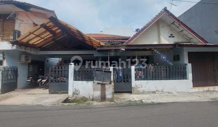 For Sale 2-Story House Suitable for Boarding House in Rawamangun