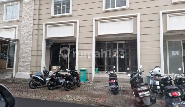 Ruko di Green Lake City Ada Ac