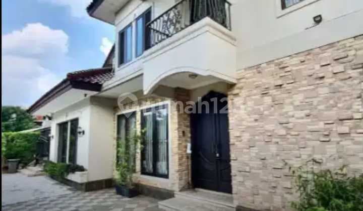 Dijual Rumah Classic Siap Huni di Bintaro