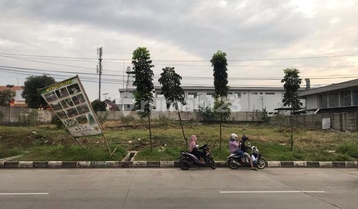 Land for Sale in Bogor, Located at the Edge of a Main Road