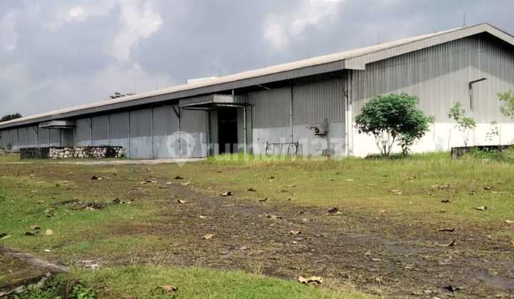 Warehouse for Sale on Jalan Raya Cikande