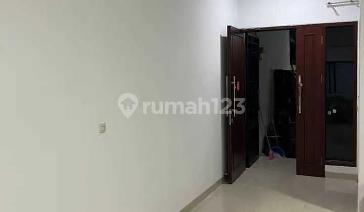 Dijual Rumah Siap Huni di Muara Karang