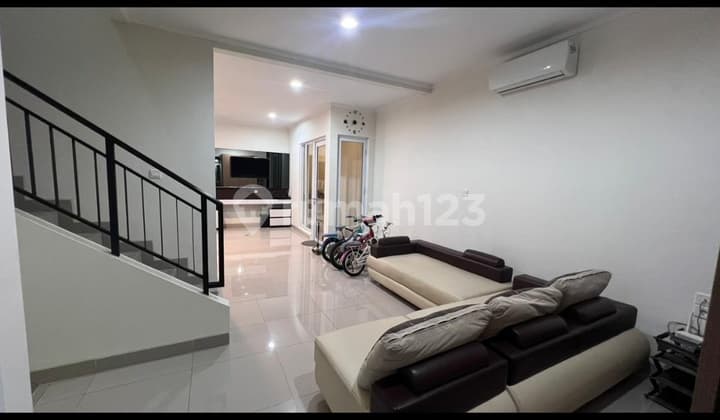 Rumah Dijual di Summarecon Cluster Cynthia.fasilitas Lengkap.dekat Pintu Tol dan Supermarke,Rumah Sakit dan Sekolah Terkenal