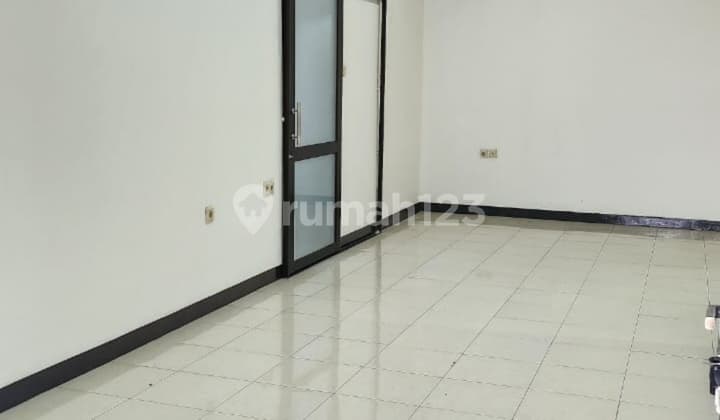 Rumah Dijual di Karasak Soekarno Hatta.dekat Pintu Tol Mohamad Toha dan Komplek Mekar Wangi.dekat ke Alun Alun Sekitar 10 Mnt