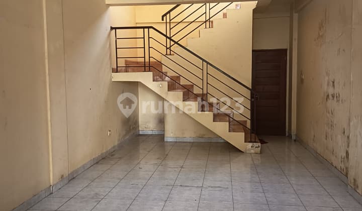 Flood-free, Shop House, 2 Floors, Freehold Title, Near Public School, Mortgageable