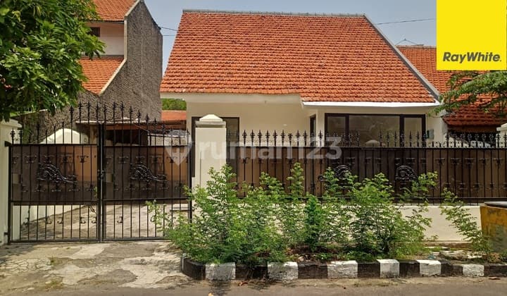 Rumah SHM Dijual di Rungkut Asri Utara Surabaya
