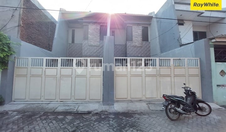 2-Story House for Sale on Jl Lebak Rejo Surabaya