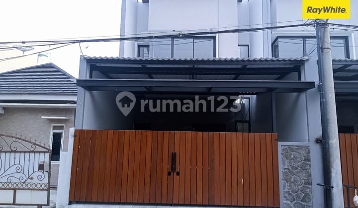 Rumah SHM Dijual di Mulyosari Utara Surabaya