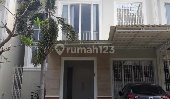 Rumah 2 Lantai Disewakan di Pakuwon City Long Beach Surabaya Rumah 2 Lantai Disewakan di Pakuwon City Long Beach Surabaya