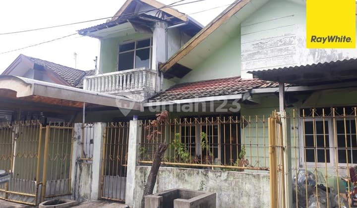 Dijual Rumah 2 Lt SHM di Klampis Semolo Timur Surabaya