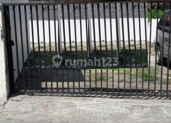 Dijual Rumah SHM di Jl Manyar Sabrang Surabaya