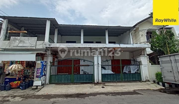 Disewakan Rumah 2 Lt di Semolowaru Elok Surabaya