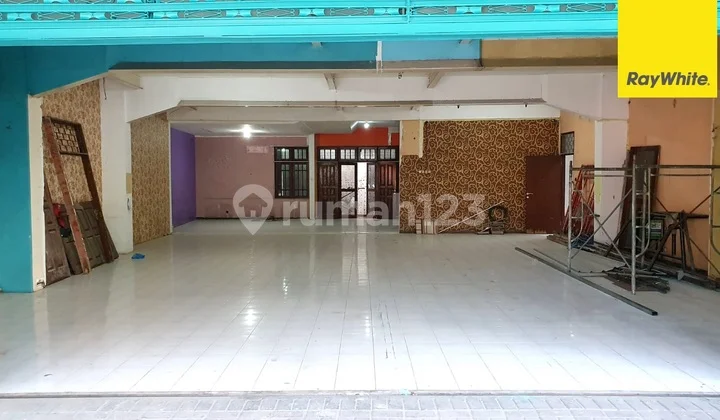 Disewakan Rumah 2 Lt di Jalan Raya Kenjeran Surabaya Disewakan Rumah 2 Lt di Jalan Raya Kenjeran Surabaya